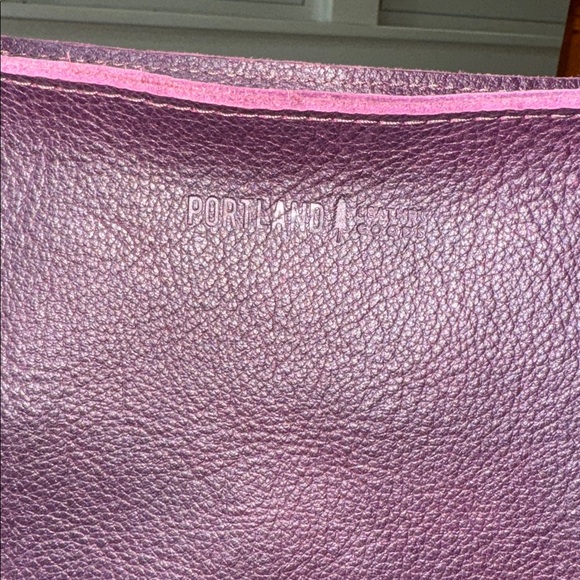 AP PLG Triangle in Plum - Picture 2 of 8